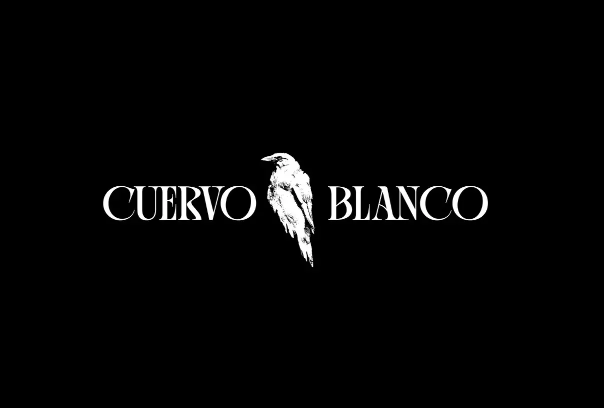 Logo cuervo blanco